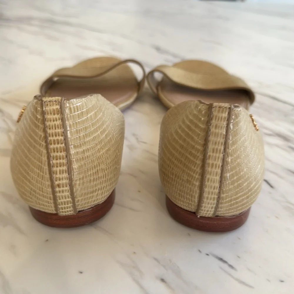 Tory Burch Savannah D'Orsay Flat Sandals Tan Embossed Leather Strap‎ Front Sz 10